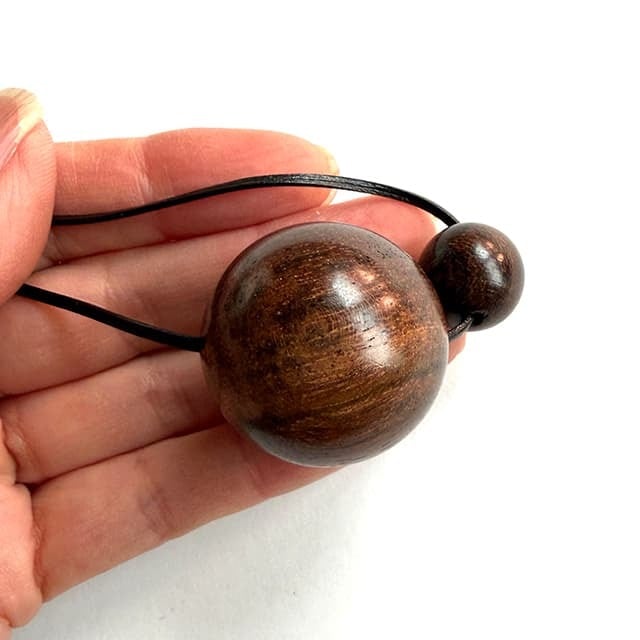 N-268ro W ball ペンダント茶 | Bijoux Kei