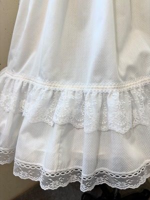 80's white lace& frill dress