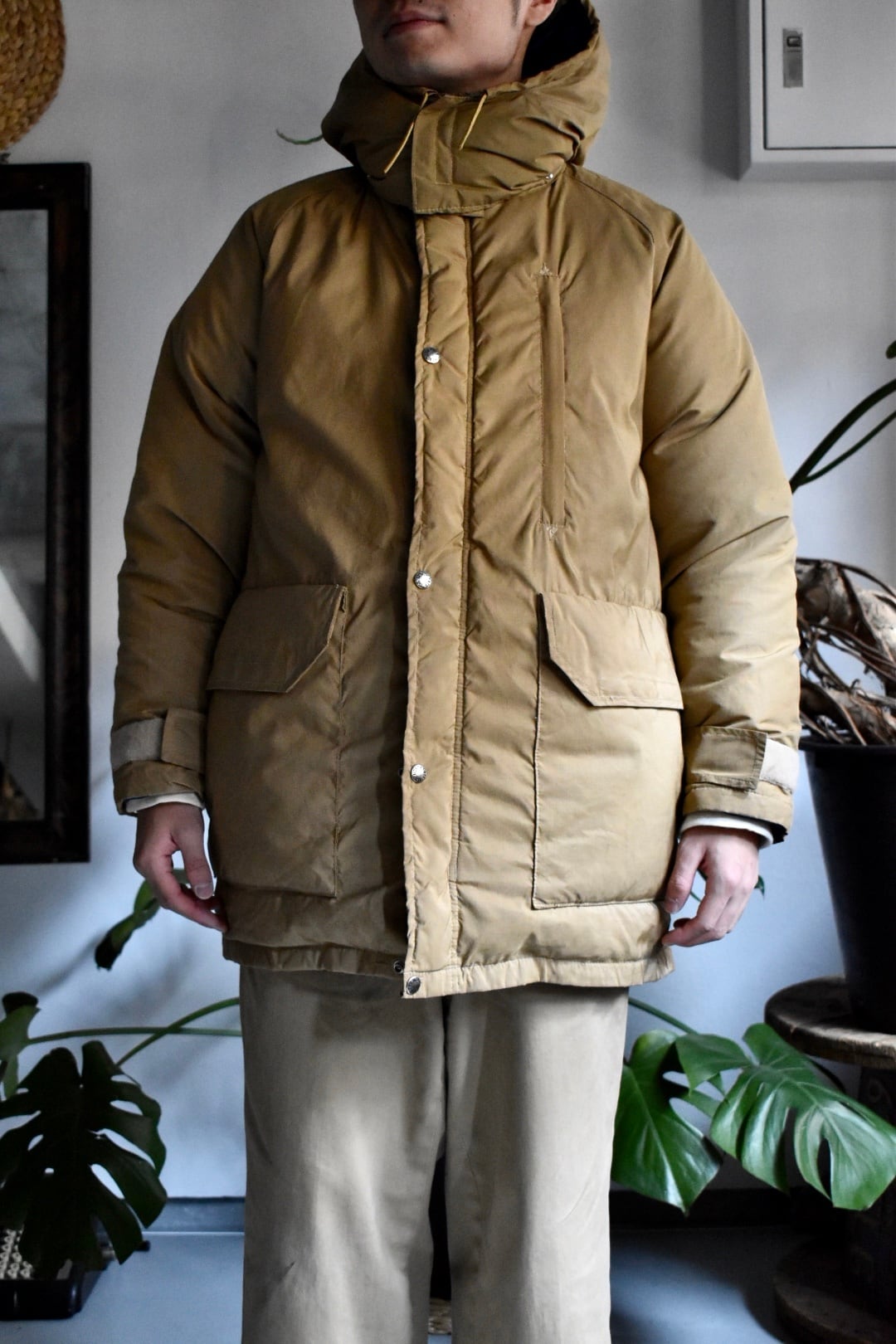 's vintage “the north face “ “SEROW“ down jkt “with HOOD“   KEY