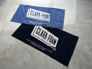 CLARK FOAM ビーチタオル