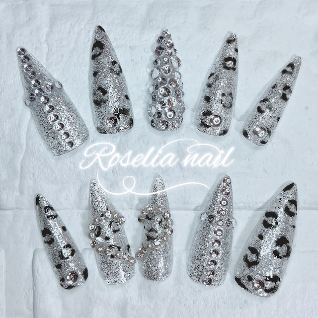 シルバー ラメ ギラギラ ヒョウ柄 ハート  派手 個性派 十字架 埋めつくし ギャル  ネイルチップ