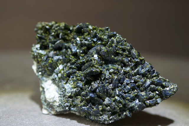 トルコ産エピドート/クォーツ Epidote / Quartz 2135