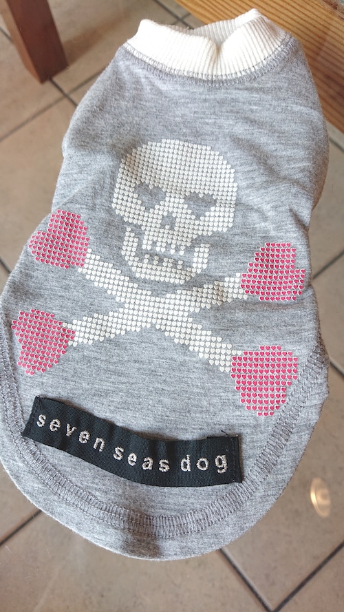 seven seas dog THE ハートドクロTシャツ