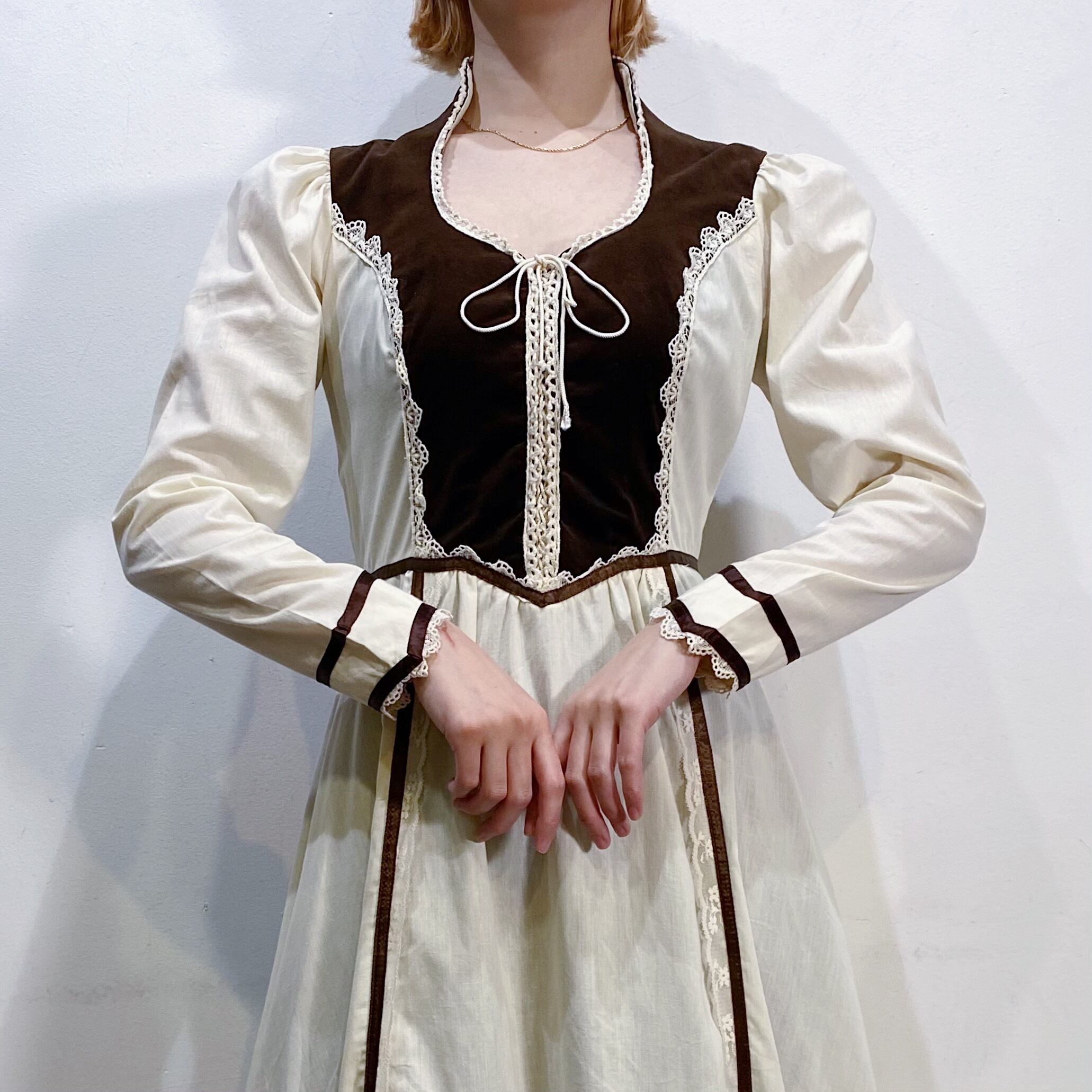 70s GUNNE SAX white and brown velour long dress | LEMON