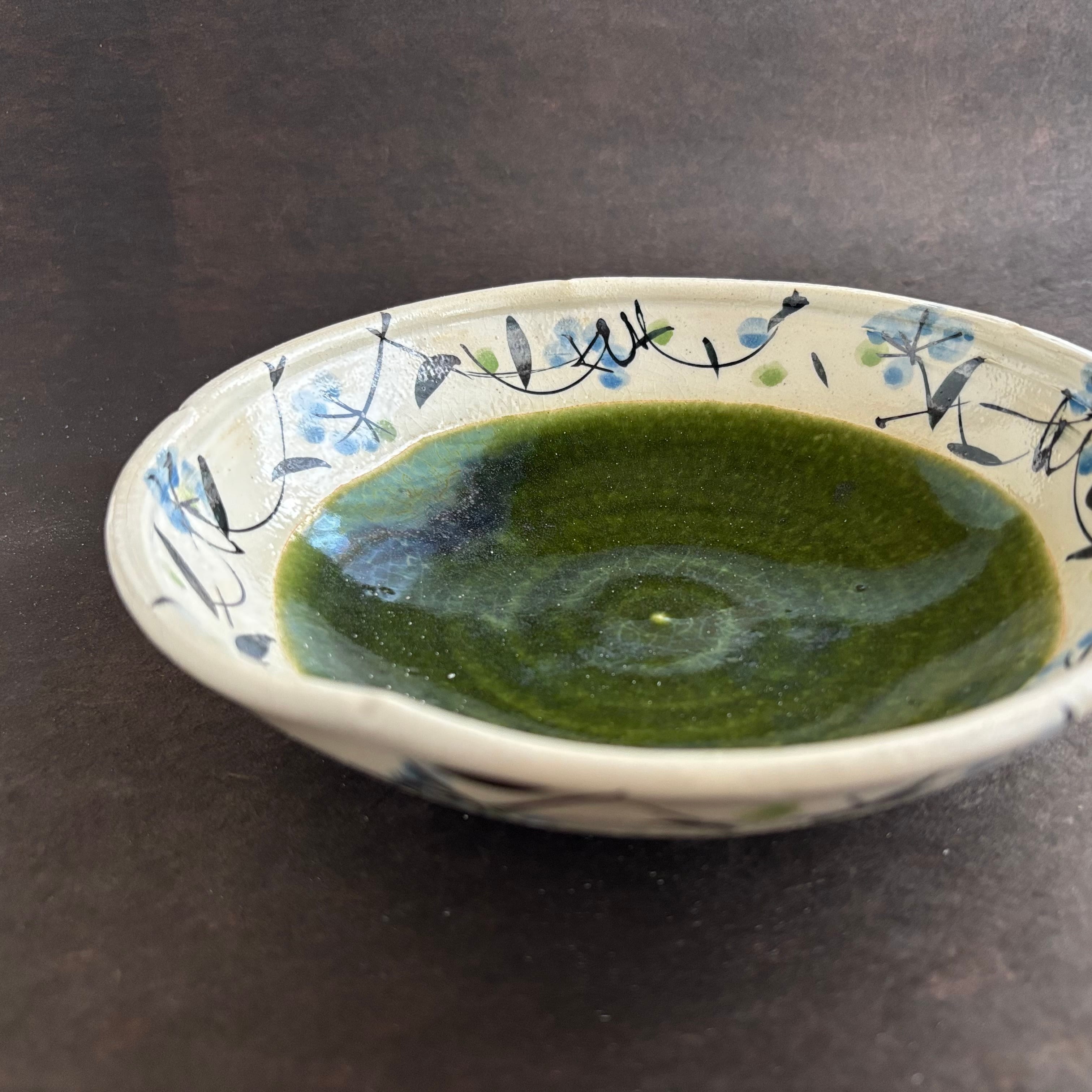 織部花形実り鉢