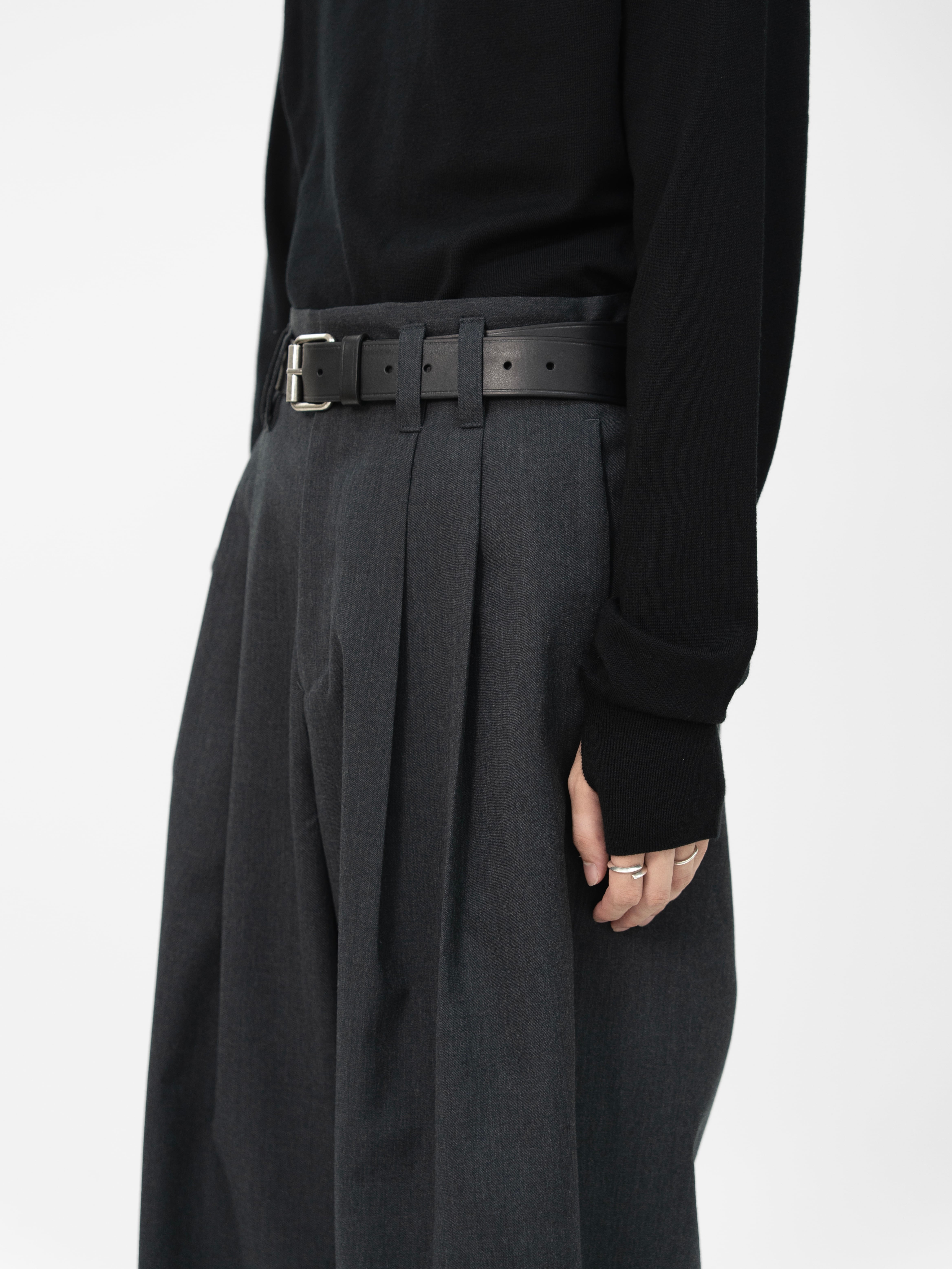HEAVY WOOL GABARDINE OVER WIDE TUCK TROUSERS【CHARCOAL】 | lapiis