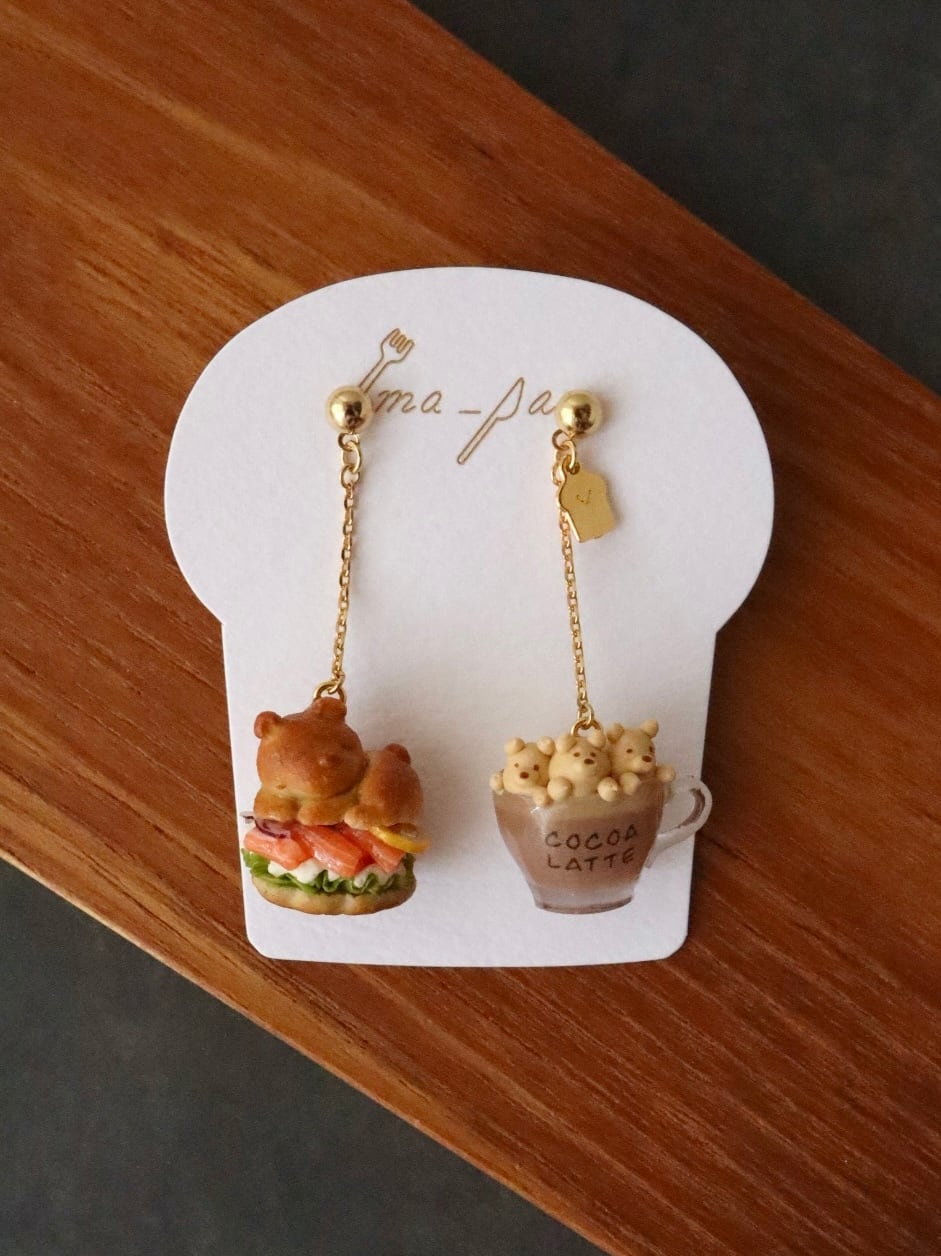 ベリージャムのデニッシュとワッフル くまちゃん ピアス イヤリング ベリージャムのデニッシュとワッフル くまちゃん ピアス イヤリング