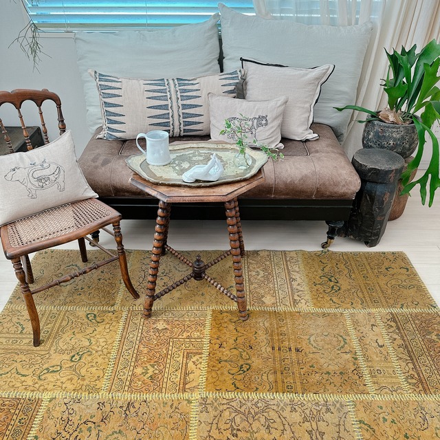 トルコ ヴィンテージラグ TR011 | カイセリ(パッチワーク) | 121cm × 186cm