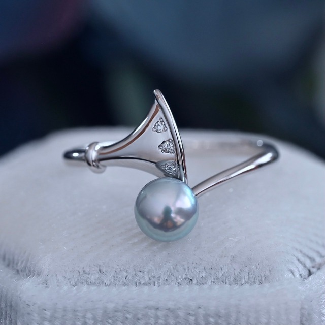 管楽器・ベル・あこや真珠リング  SILVER／K10YG／K18YG／K18PG／PT900【55,000円〜176,000円】