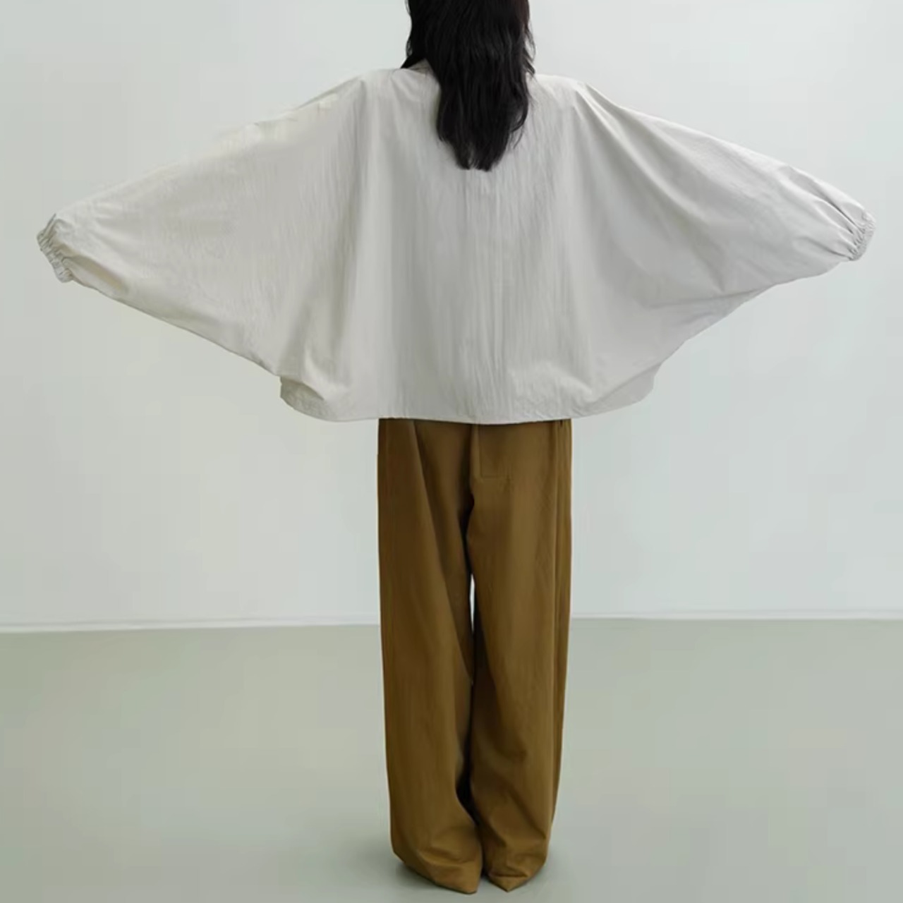 ドローストリング バルーンスリーブ ショート丈 ブルゾン 00152・画像7