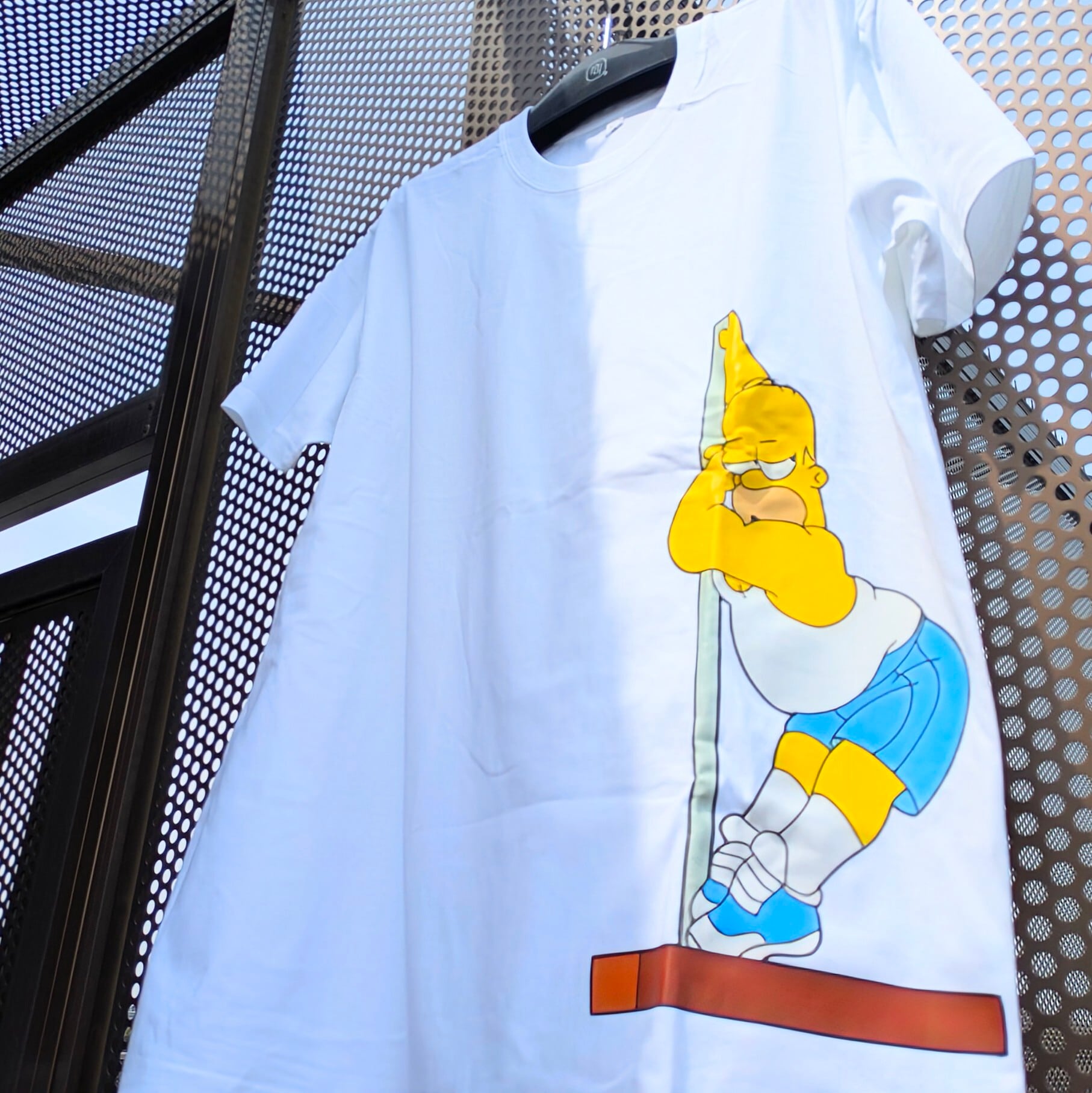 【 The Simpsons( ザ・シンプソンズ ) 】『 ホーマーポールダンス(笑) 』Tシャツ〚アメリカン雑貨 アメトイ〛