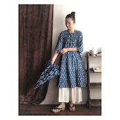 ハーフスリーブドレス《インディゴ木版染め》Mula:working cloth