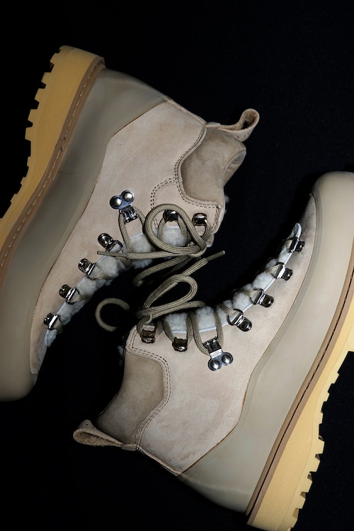 wryht - Sheering moutain boots