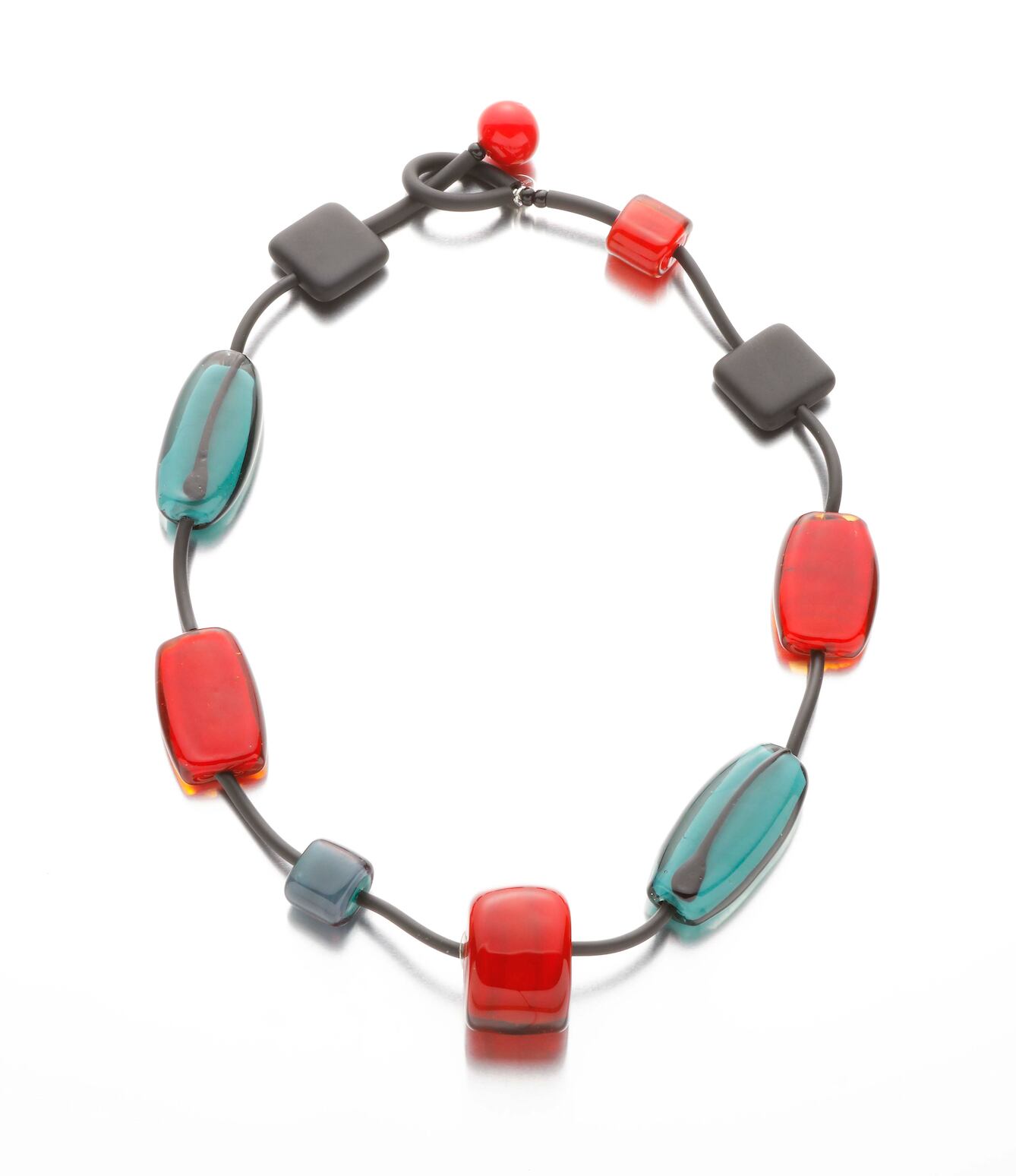 【Tullia (トゥリア)】 ネックレス ( レッド &グリーン&ブラック)