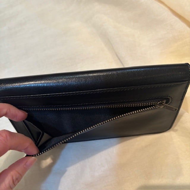 B.stuff 「フラウ」マルチコンバートメント長財布