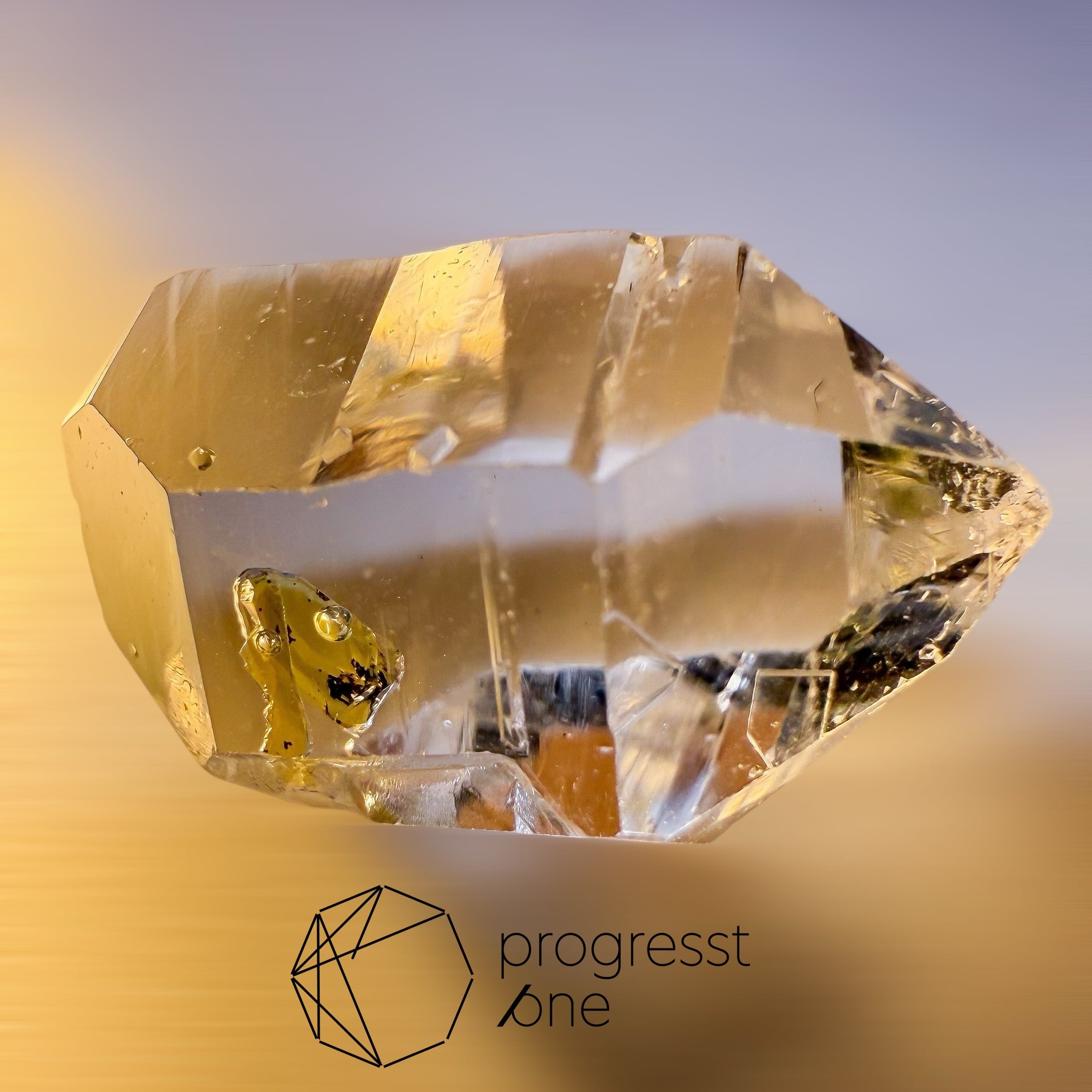 パキスタン オイルインダイアモンドクォーツ オレンジ蛍光02