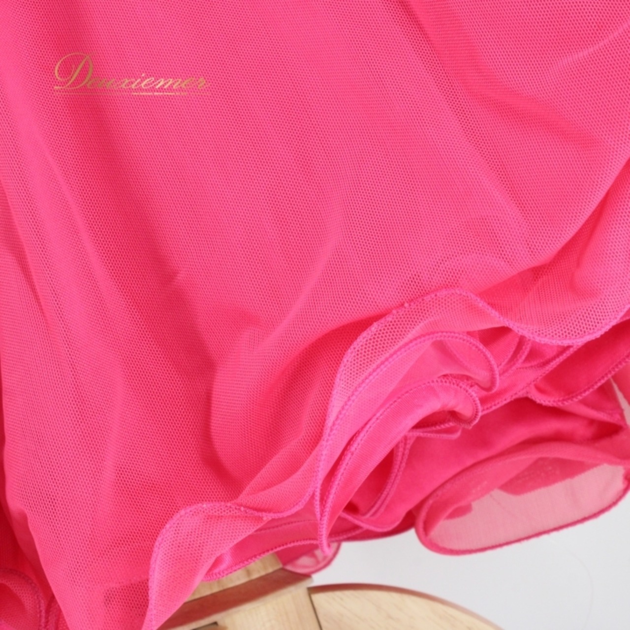 社交ダンス 衣装 スタンダード ドレス ワンピース パーティドレス レディース prima boutique プリマブティック ピンク系 準正装 チョーカー 長袖 ビビッドピンク フロート 伸縮性 ワンピーススタイル 踊りやすい きれいめ おしゃれ 上品社交ダンスコスチューム 女性衣装 パーティー用ドレス イベント 衣装セット