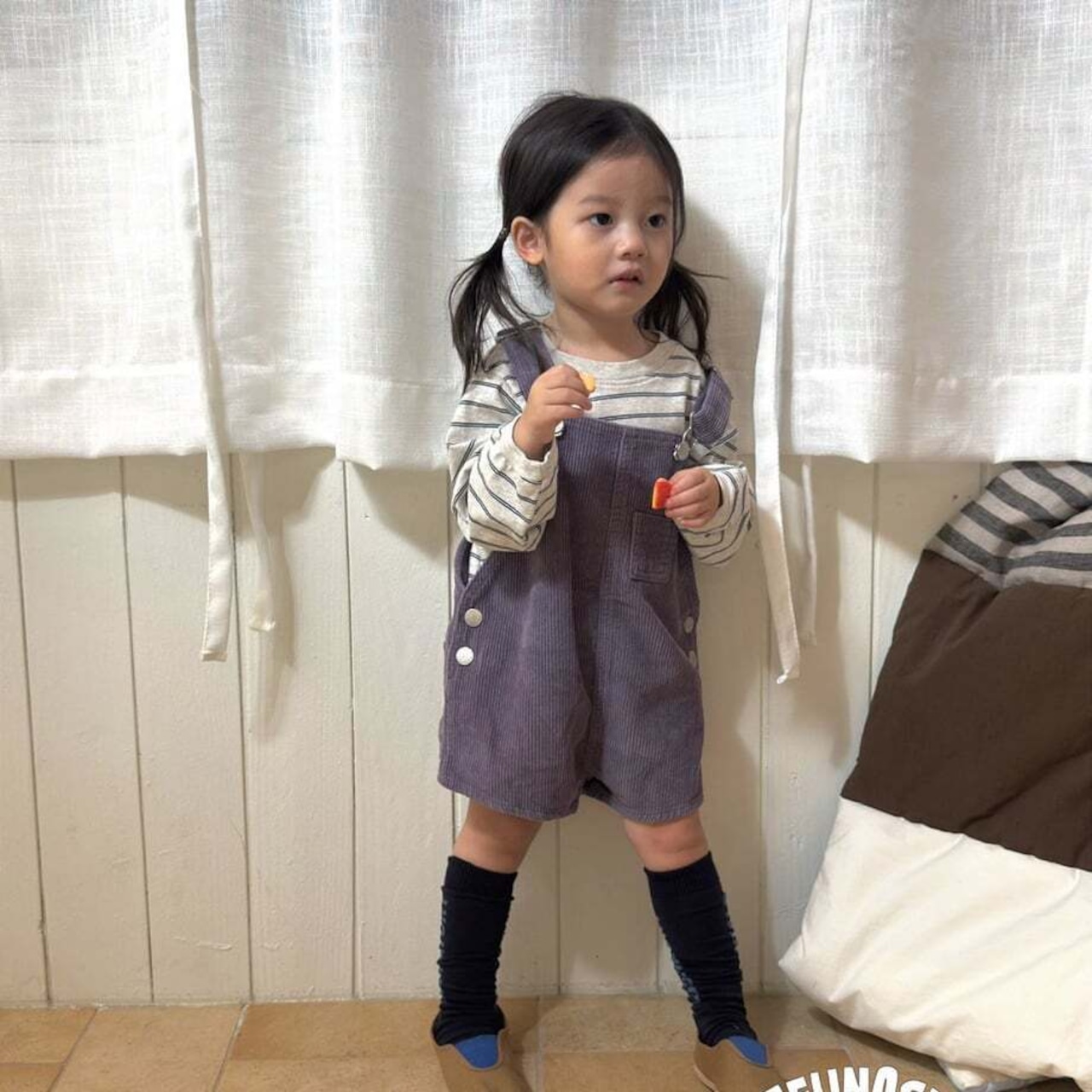 韓国子供服 / 26Autumn / 〖取寄〗JEJEUNOSITY / ゴールデンベリー ショートオーバーオール / キッズ服 / ジュニア服 / 秋服 *XS~JM*