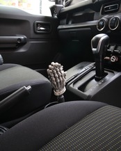 PRAY OR NOT SHIFTKNOB - ブラック（M8-1.25）