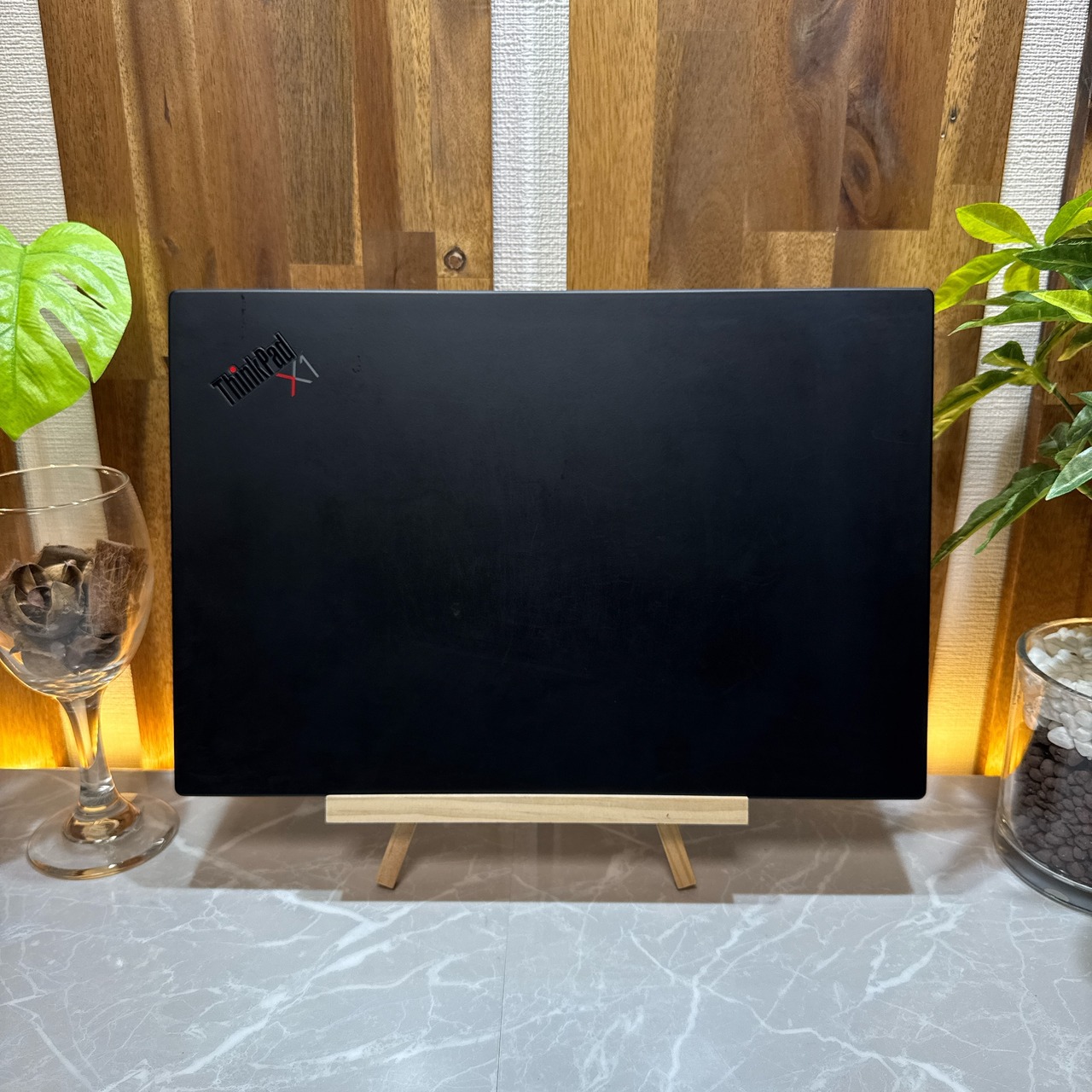 人気・高解像度 Lenovo ThinkPad X1Carbon/最高峰Corei7第10世代/メモリ16GB/SSD256GB/ノートパソコン