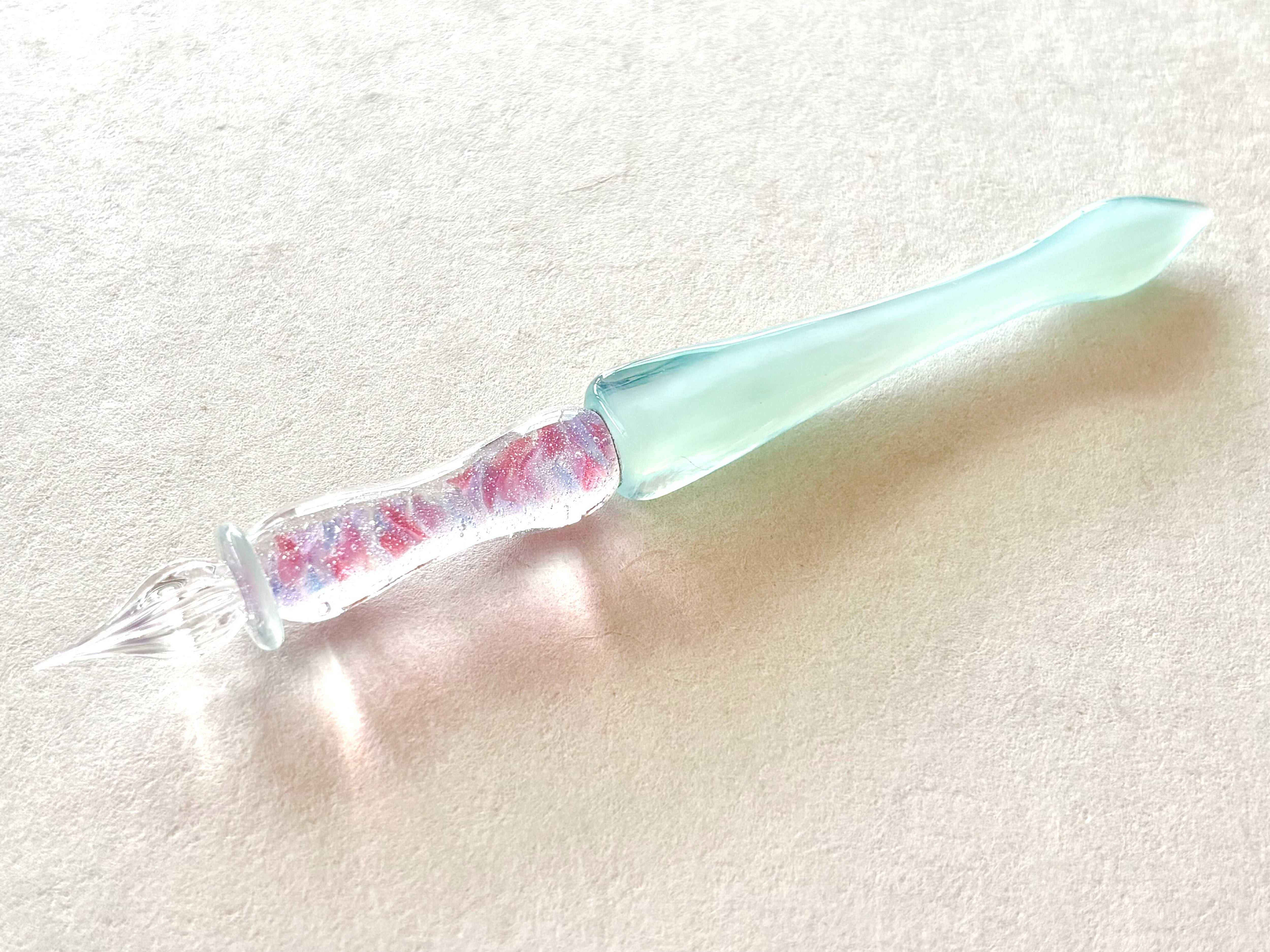 GLASS STUDIO SYNAPSE