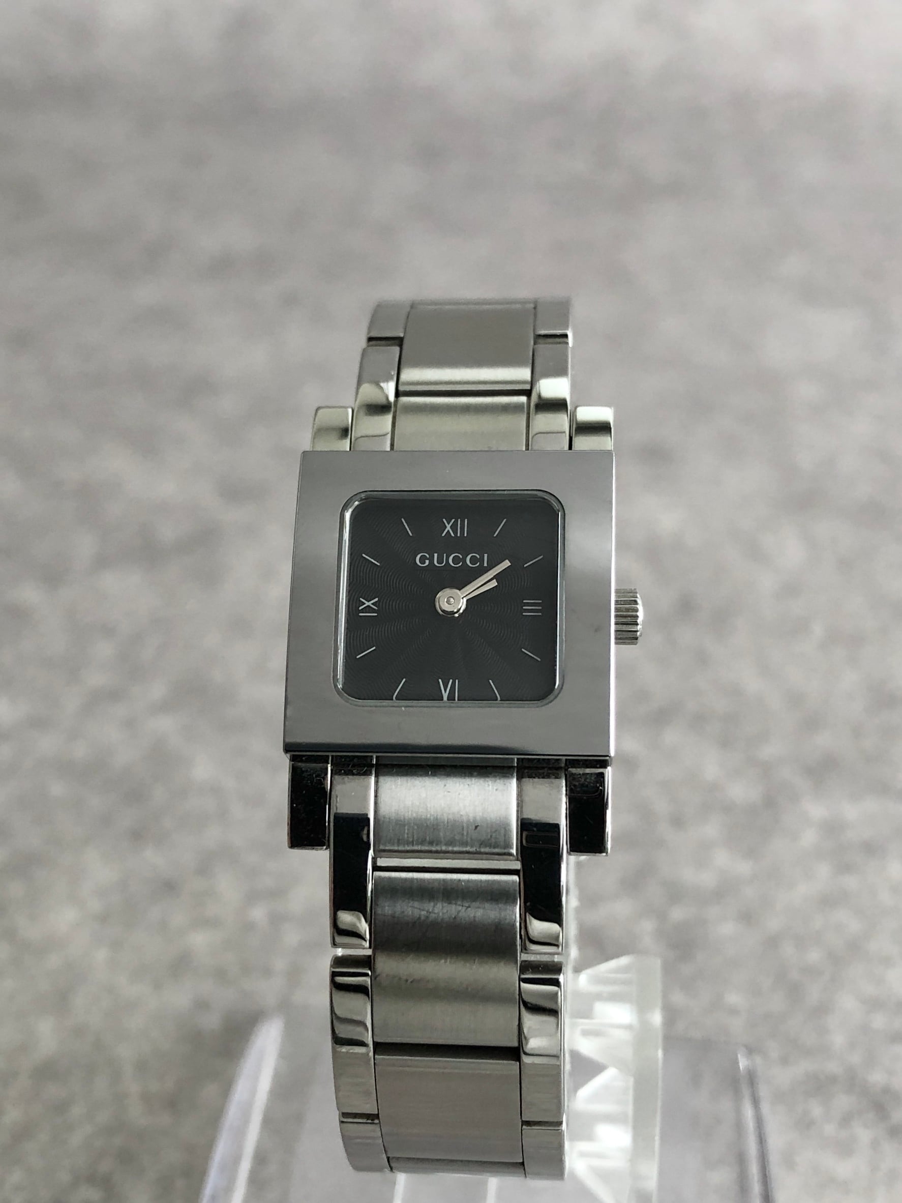 GUCCI グッチ 腕時計 シルバー ステンレススチール クウォーツ 7900P