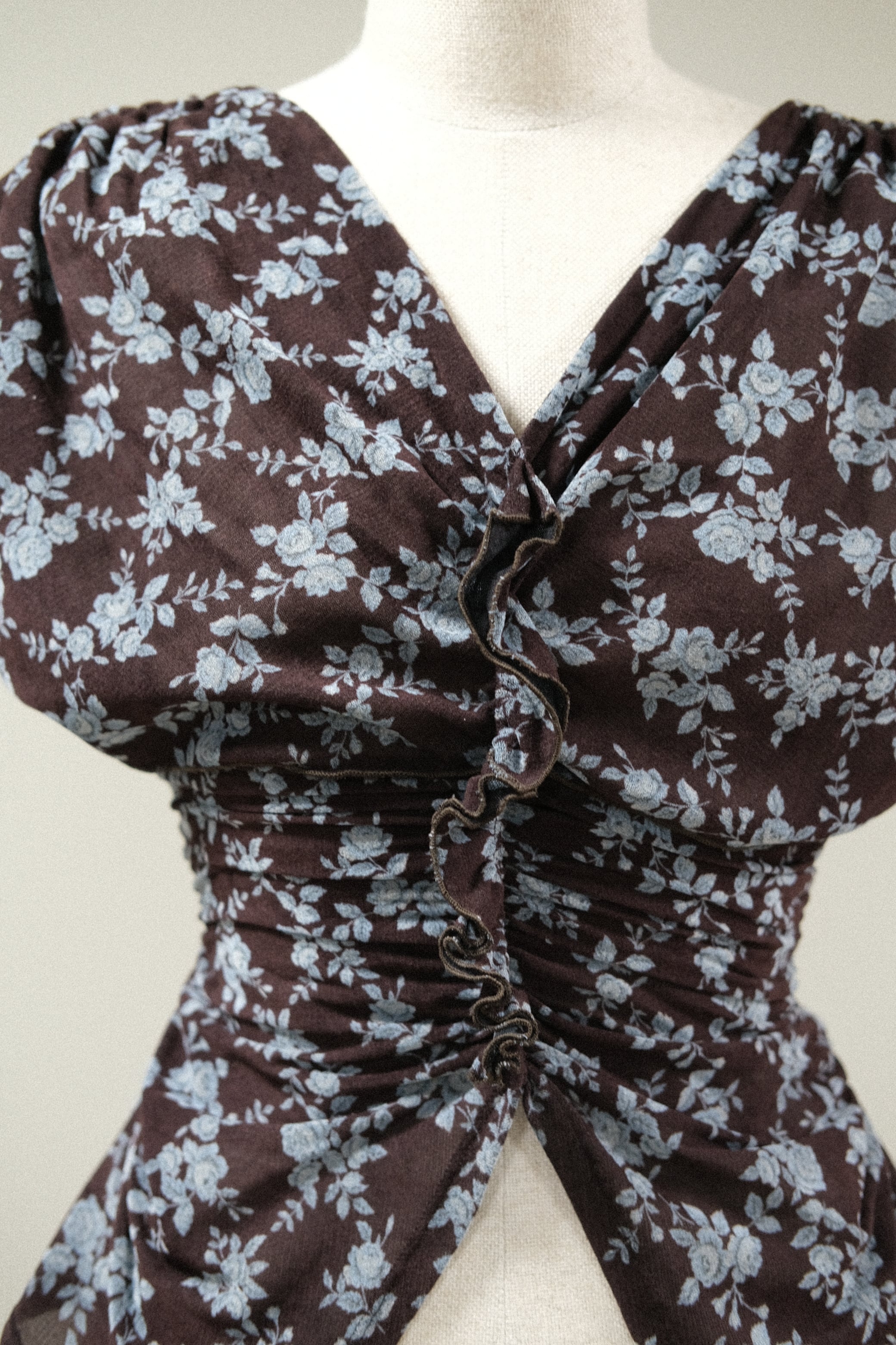FETICO】ROSE VELVET TULLE SHIRRING TOP | loop