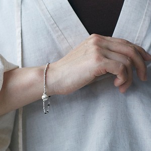Leonie ブレスレット