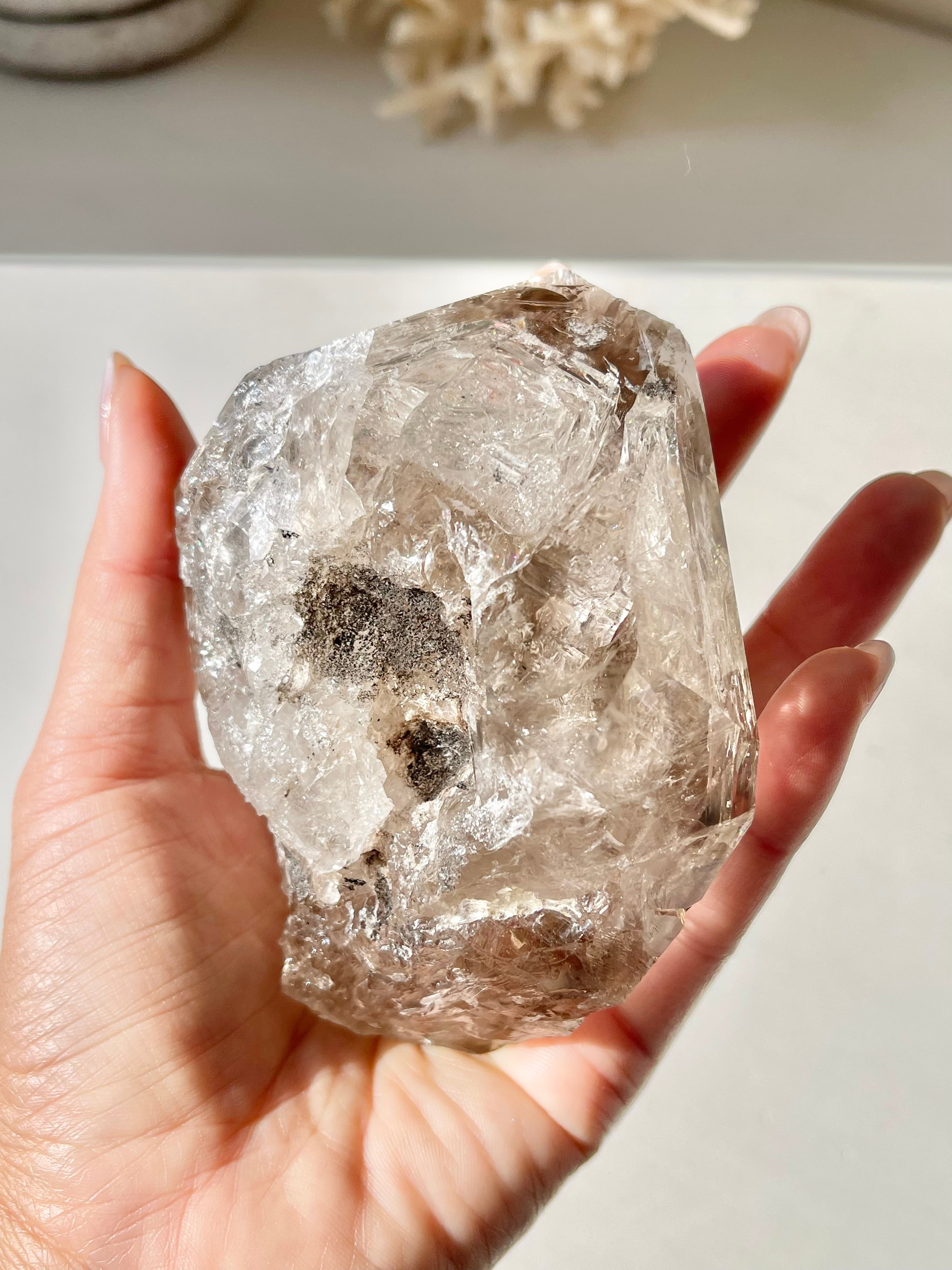 巨大ニューヨーク ハーキマーダイヤモンドエレスチャル　/ Gigantic amazing Herkimer Diamond Elestial