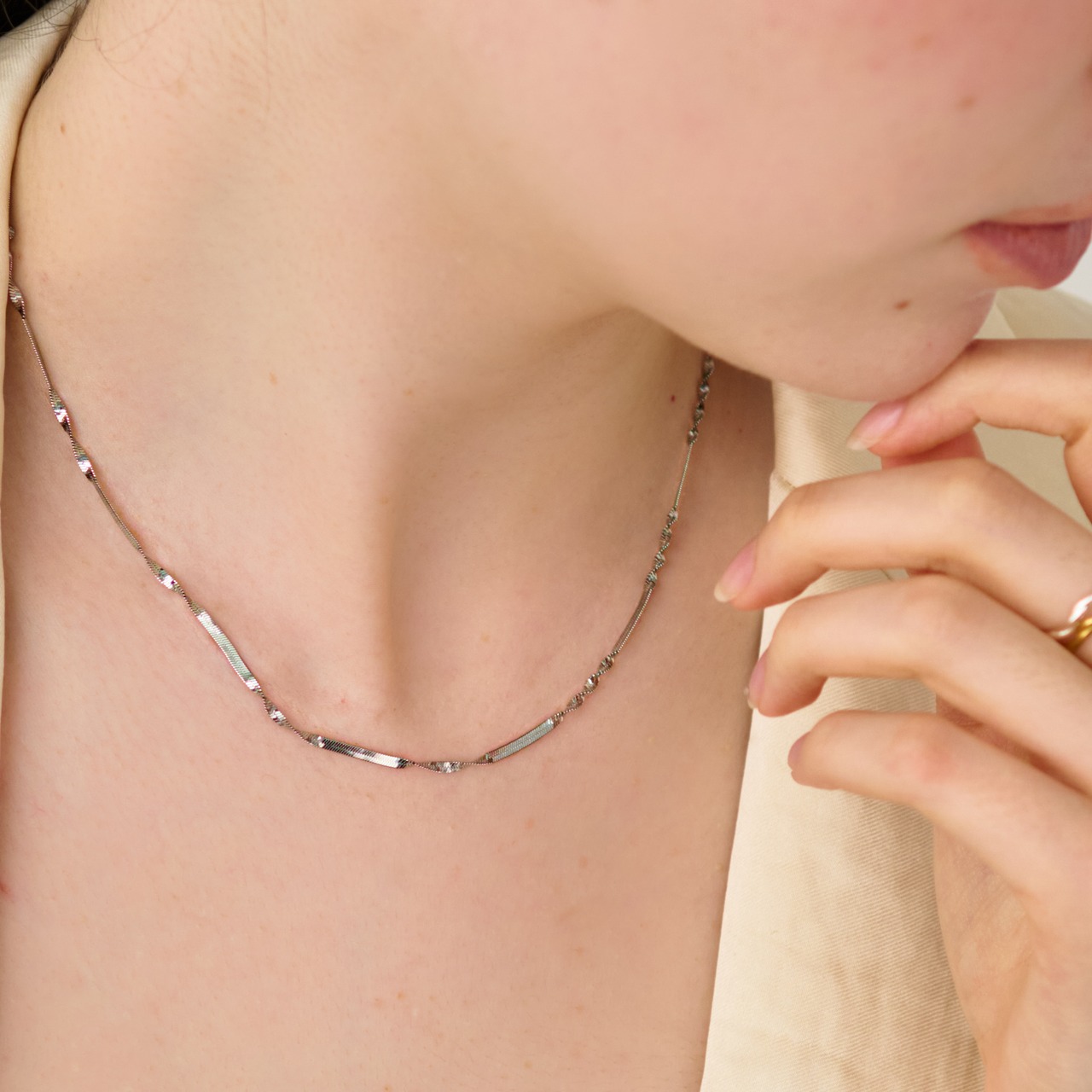 9/18(金)21時新作発売*stainless ribbon necklace