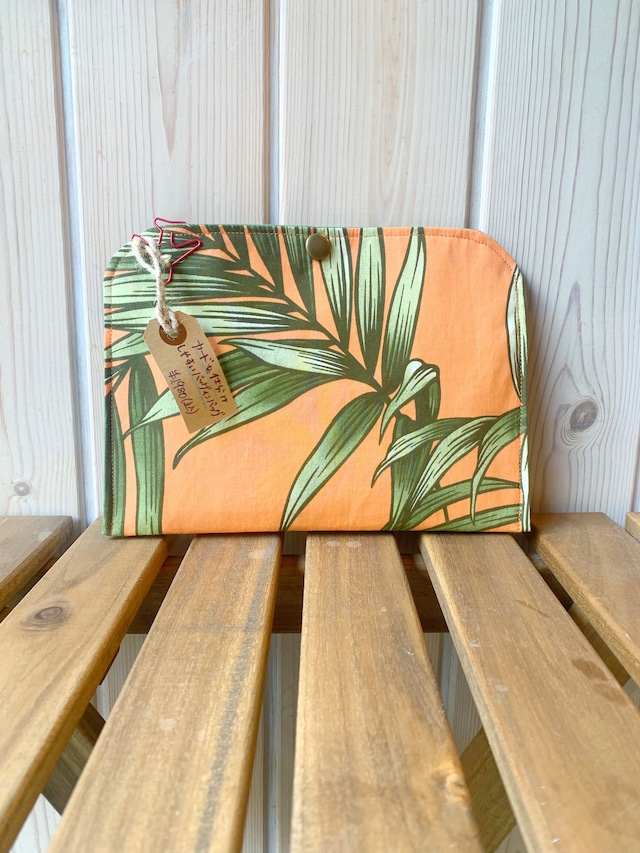 【一点ものにつき無くなり次第終了】T’s gallery original カードが仕分けしやすいバッグインバッグ ハワイアンハンドメイド