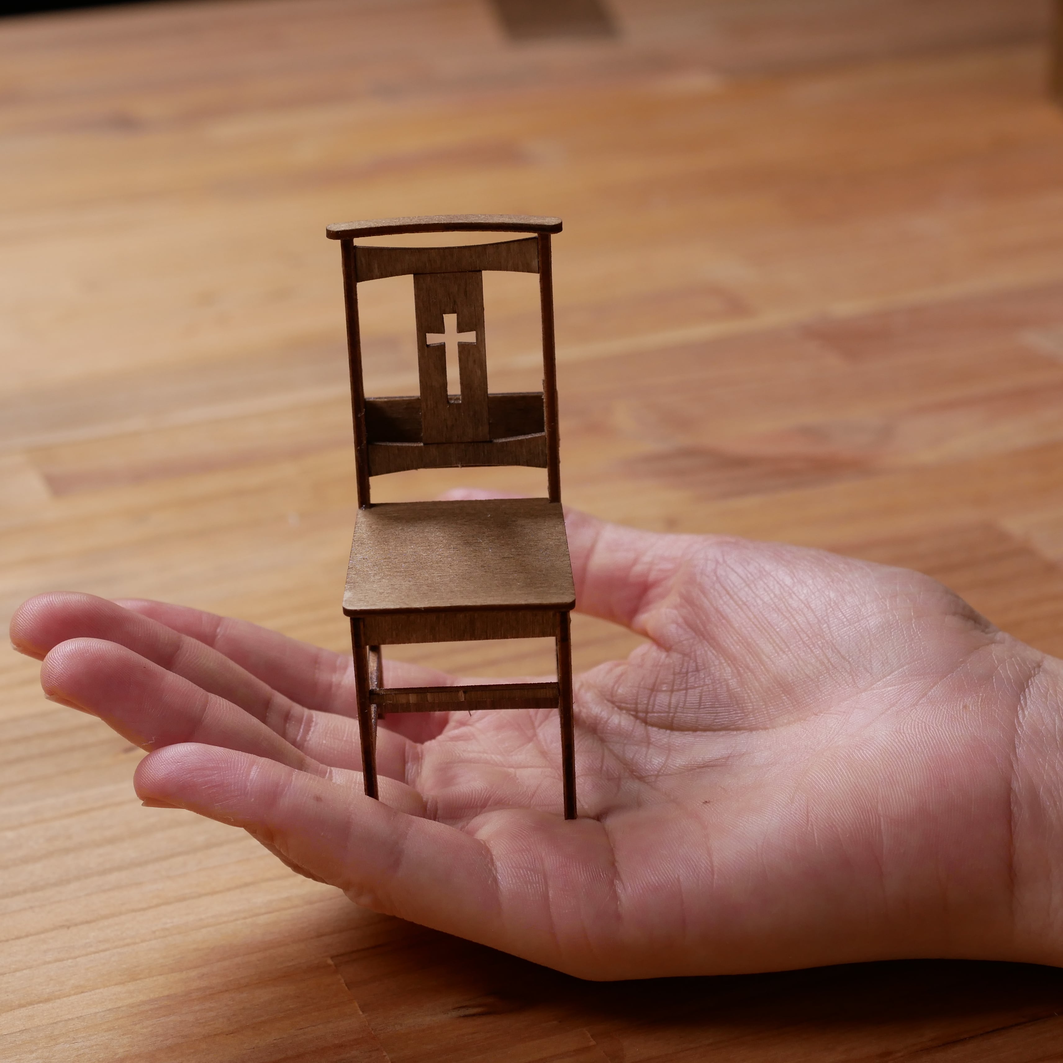 教会の椅子 L033 ミニチュア ドールハウス 手作りキット miniature