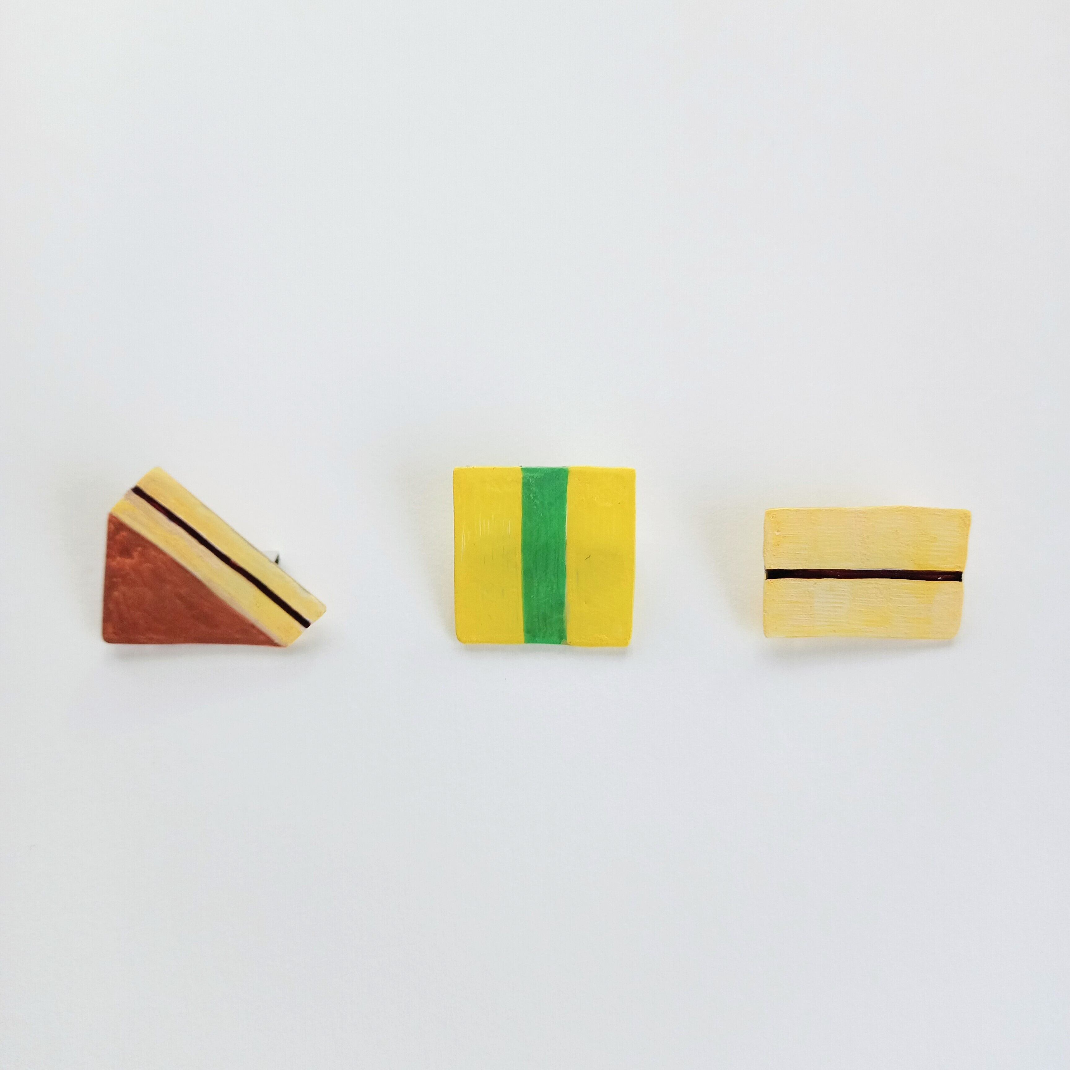 ヘンテコ ブローチ シベリア パン 菓子パン 手描き 一点もの