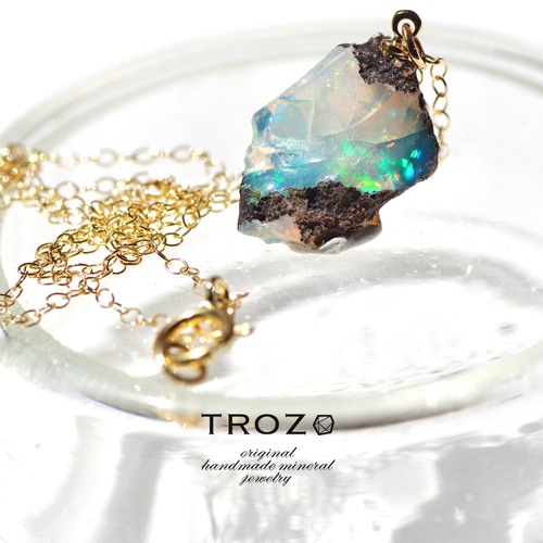 Deep Blue Collection オパール鉱物原石 14kgf ネックレス(ペンダント)【一点もの】ハンドメイド天然石アクセサリー