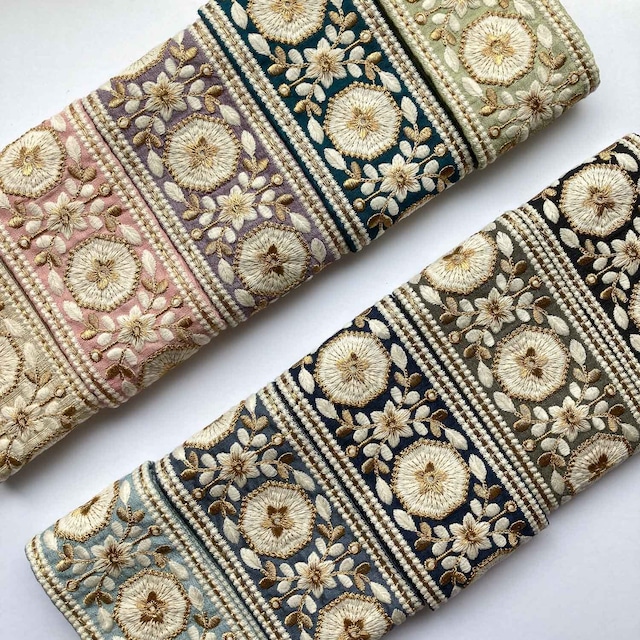 〈再入荷〉八角形と星のお花の刺繍リボン（1mカット）