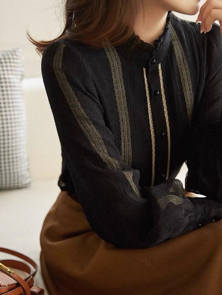 上品さ際立つ美人見えアイテム ドビー楊柳バンドカラーブラウス 長袖 レース フリル パール シアー バイカラー お洒落 大人可愛い きれいめ オフィス おでかけ 大きいサイズ 韓国 CH9605