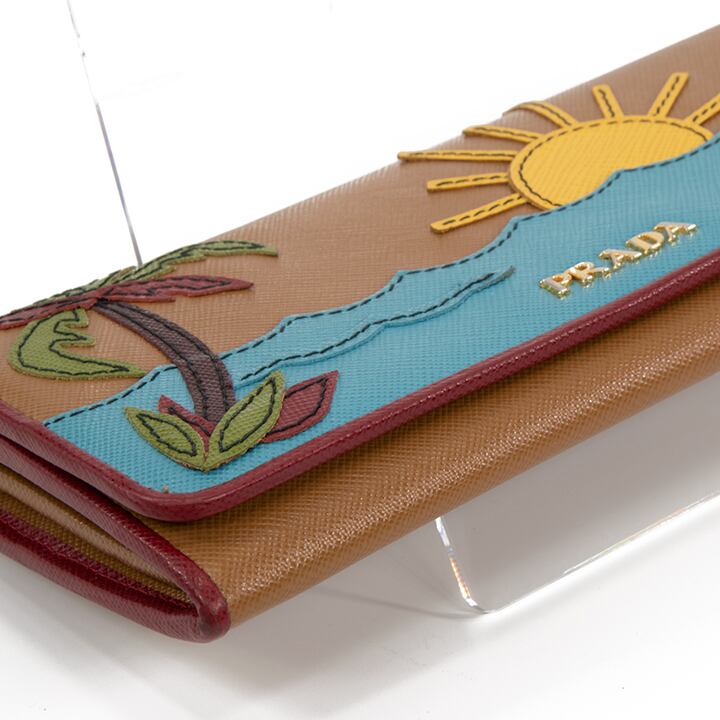 本物・送料無料・美品】PRADA・プラダ・長財布・二つ折り財布(サン