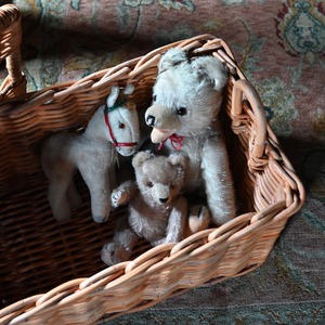 ストックバスケット〈ラタン・籐・カゴ・収納・おもちゃ箱 〉111242