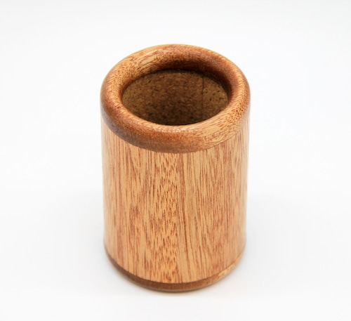 木製ダイスカップ（マホガニー）by Vinton Knarr
