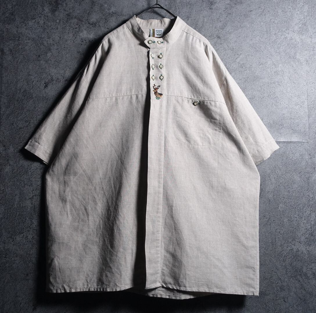 EURO Ivory Deer Embroidery Design Tyrolean Shirt