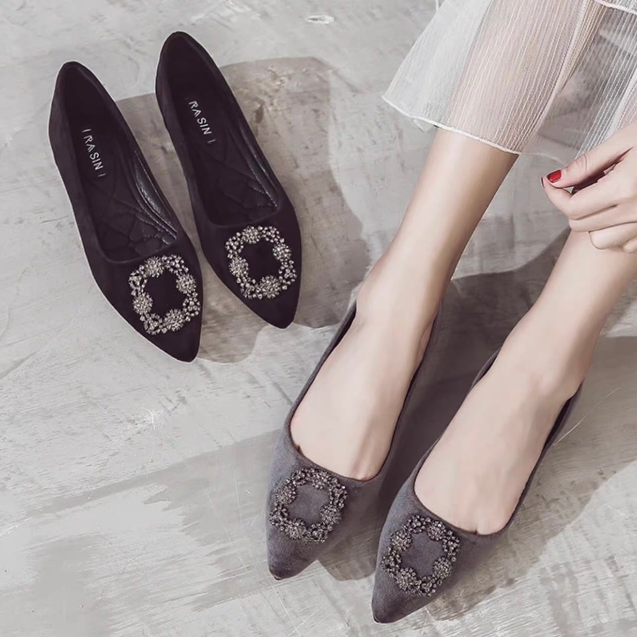 全2色ビジューベロアフラットシューズ【051228】 | ROSE AURA