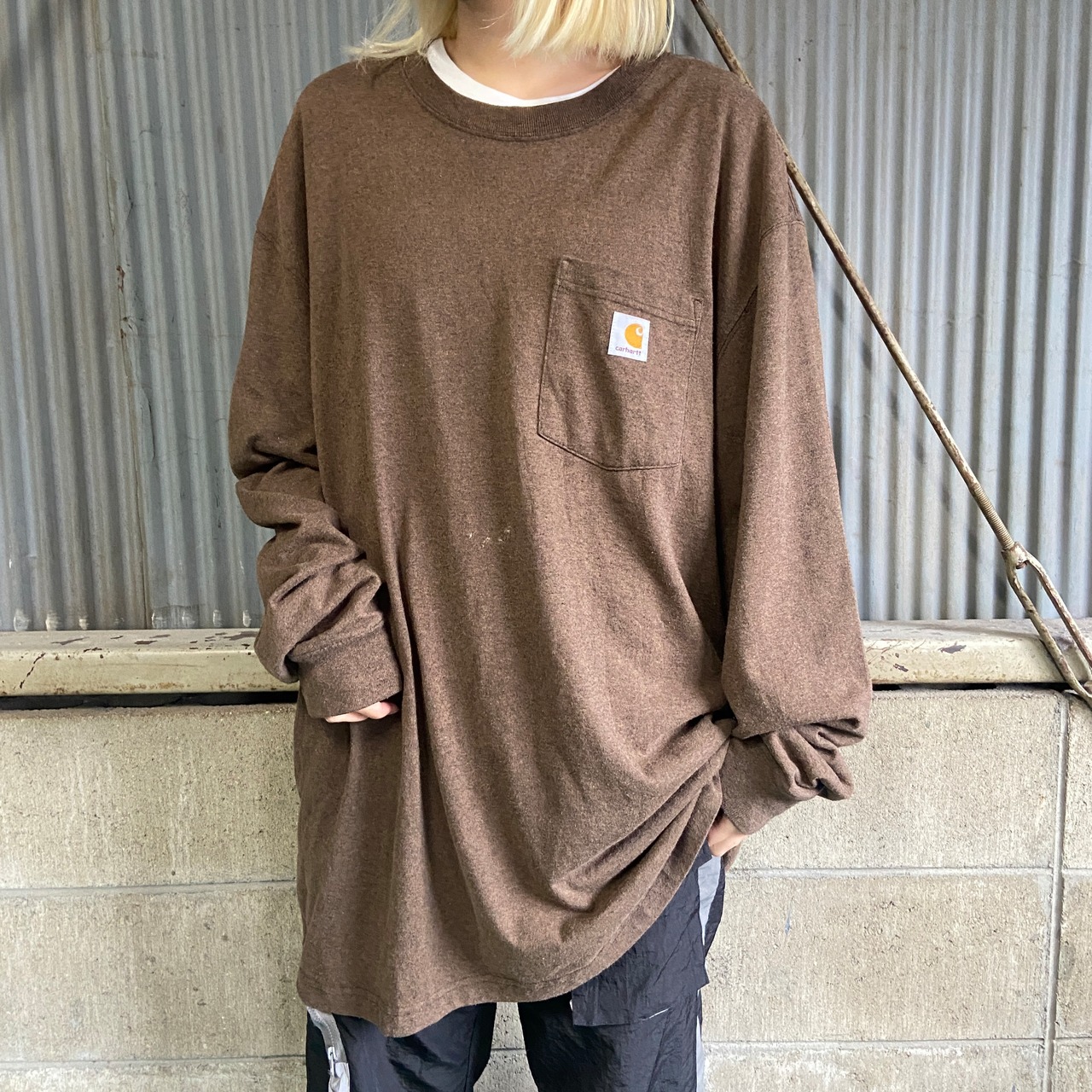 Carhartt カーハート ワンポイントロゴ ポケット ロングTシャツ メンズ 