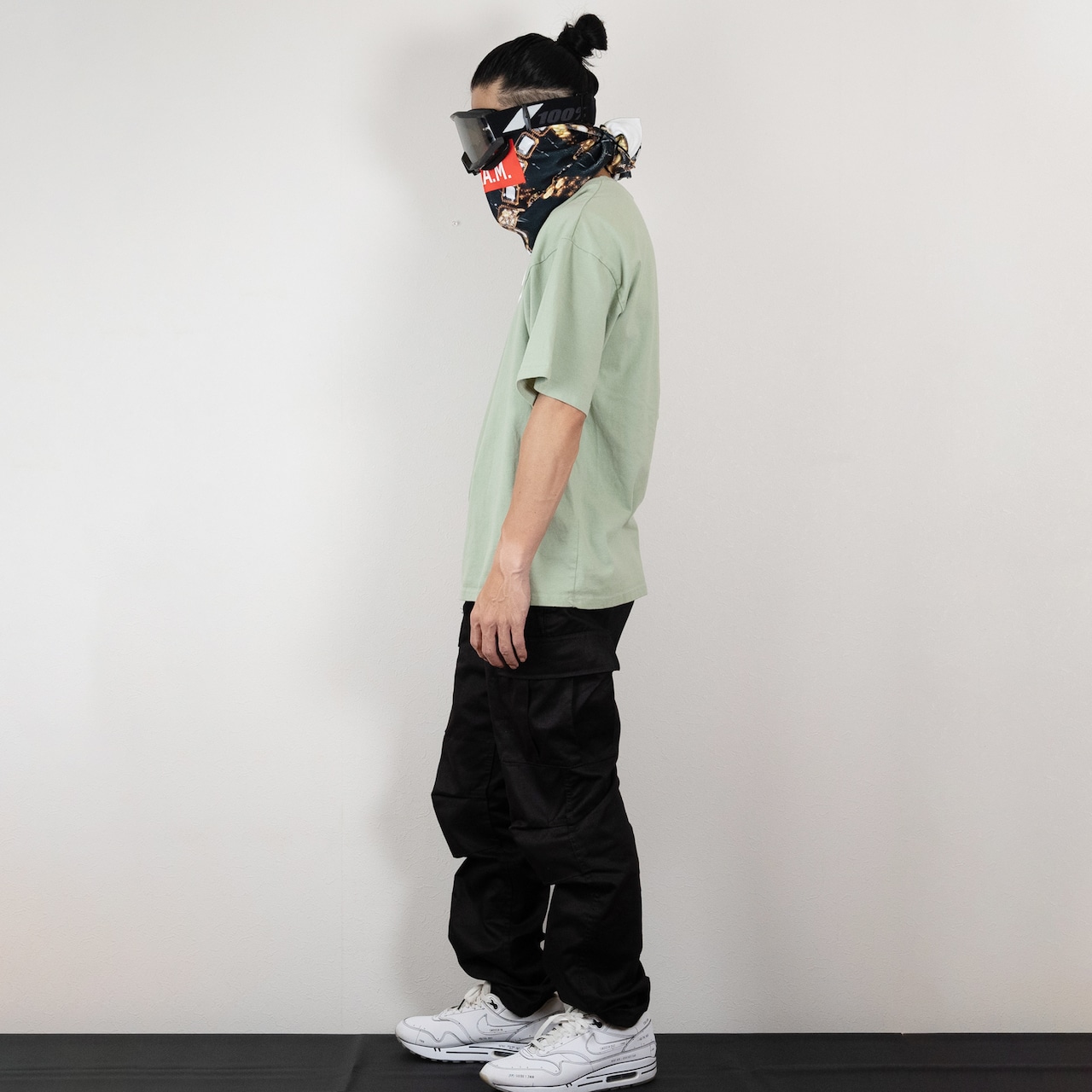 Drip logo T shirts -Light Green- black