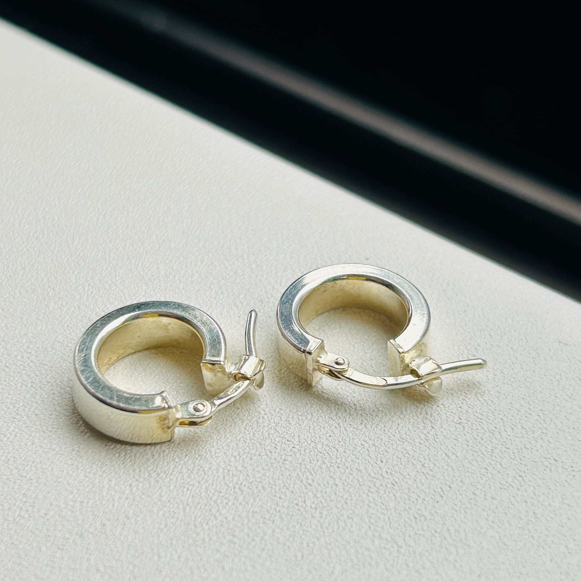 シルバー925 ミニフープピアス | Milo Antiques & Vintage