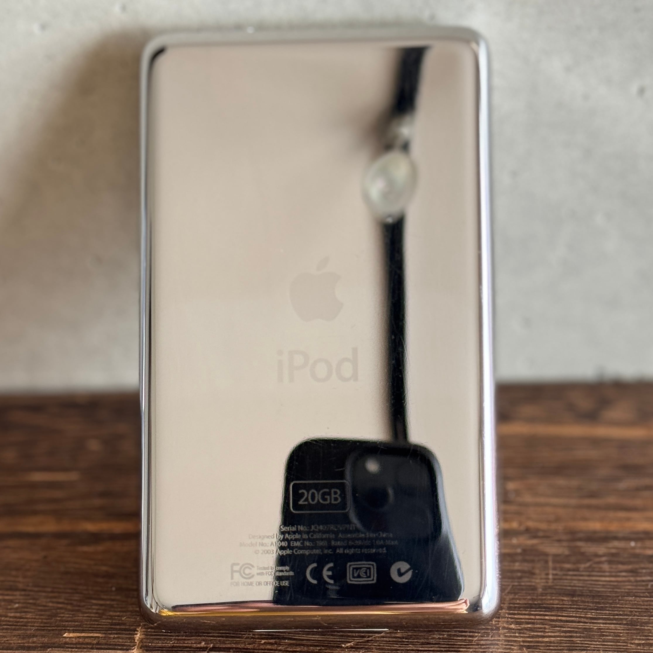 Apple 第3世代 iPod 20GB A1040 | USB充電セット（Firewire不要