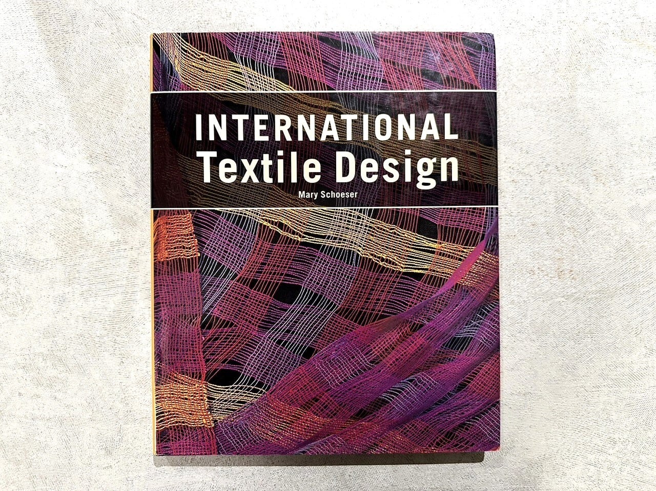 【VI348】INTERNATIONAL TEXTILE DESIGN /visual book