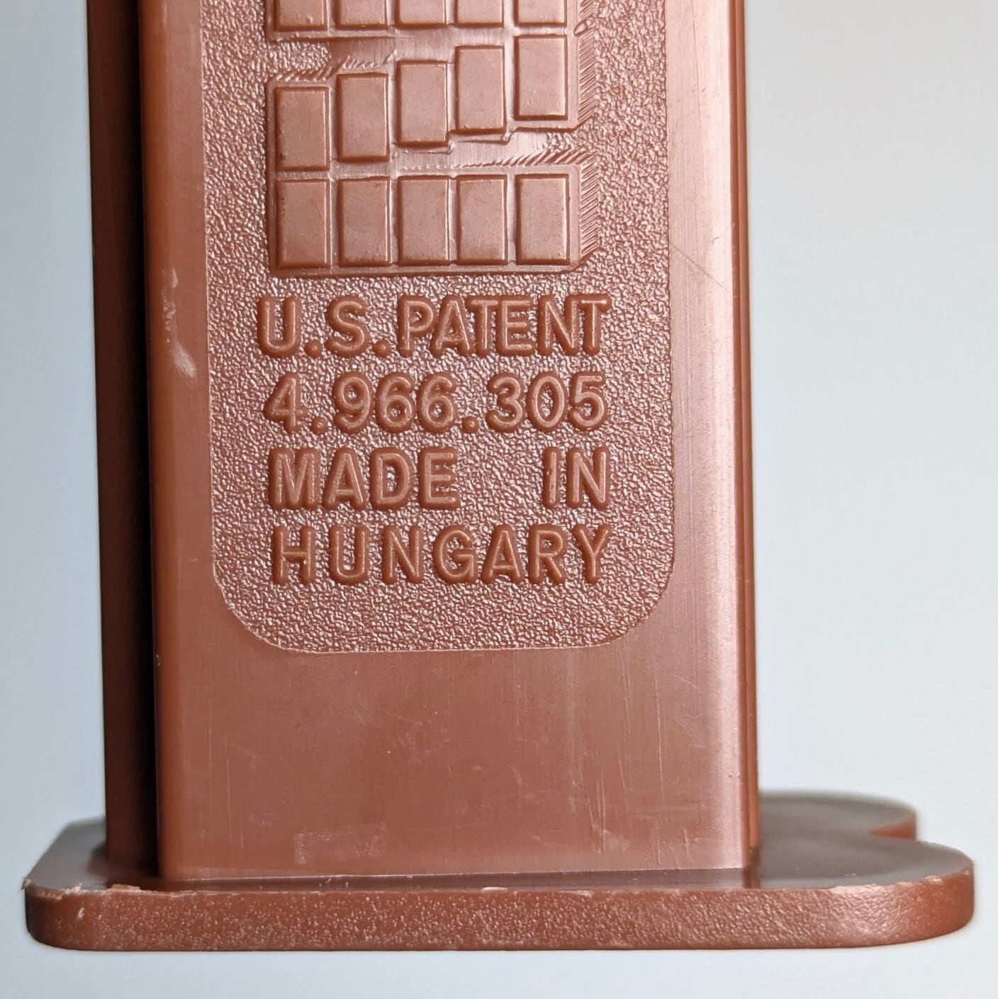 ☆ VINTAGE1995 ☆【 Looney Tunes ( ルーニー・テューンズ )  】『 タズマニアン・デビル / TAZ 』PEZ / ペッツ CANDY&DISPENSER / ヨーロッパPEZ（ハンガリー） 〚アメリカン雑貨 アメトイ〛