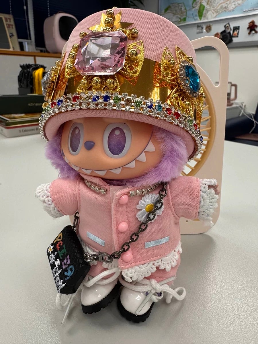 labubu ラブブ G-DRAGON 17センチ ぬい服 着ぐるみ 着せ替え服 | Pay ID