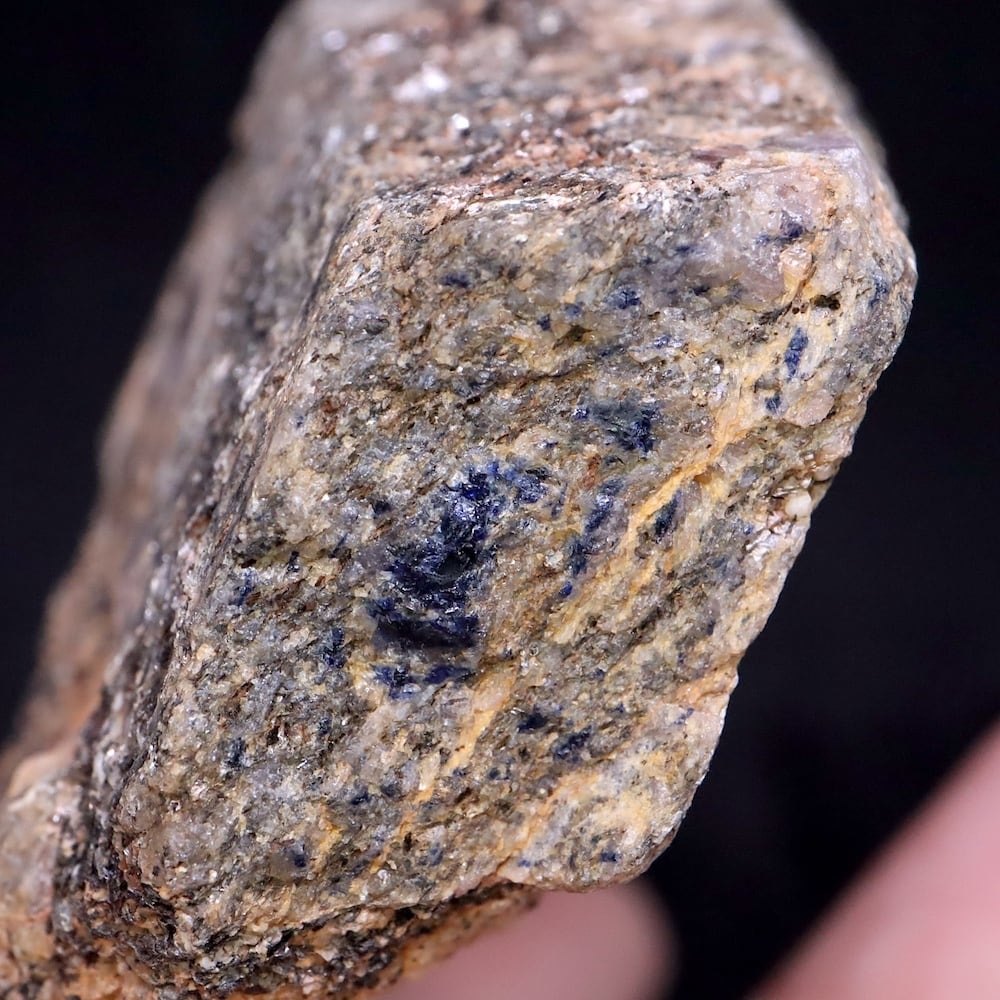 カリフォルア コランダム サファイア 原石84.9g CRD122 鉱物　天然石 カリフォルア産 コランダム ルビー サファイア 原石 84.9g