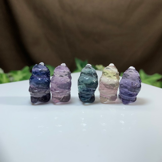 4.可愛い家族･小さいフローライトふくろう